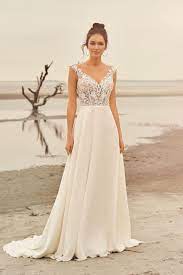 Du bist auf der suche nach dem idealen brautkleid? Brautkleid In A Linie Mit Transparentem Spitzentop Und V Ausschnitt Von Lillian West Modell 66097 Heiraten Mit Braut De