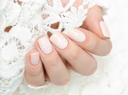 Uñas pintadas ~ ideas para uñas cortas y largas | cuidar de tu belleza es facilisimo.com. Como Hacer Disenos De Unas Faciles Paso A Paso 2021 Princesas