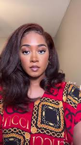 Lila Cox (@lilamalubelle)