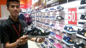 Listen free online to sports, music, talk, news, nfl, mlb, nba, nhl, audiobooks & podcasts. Sports Station Mal Of Kudus Kudus Indonesia Gotomalls