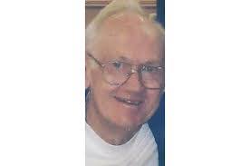 Glen Hartley's Instagram, Twitter & Facebook