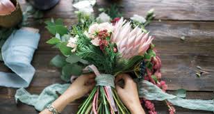 Wer seine blumen heute bis 14 uhr bestellt, kann das wunschlieferdatum auf. Blumenstrauss De Erfrischend Anders Blumen Direkt Von Floristen