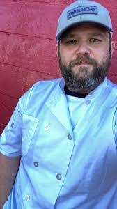 Robin Eddington's Instagram, Twitter & Facebook