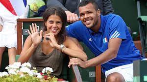 Tsonga appeared in a dapper blue suit while his wife noura was in the. Jo Wilfried Tsonga And Longtime Girlfriend Noura El Shwekh To Be Parents Youtube