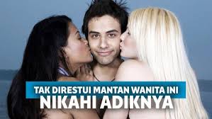Tak lama kemudian pesanku dibalas dengan hal yang membuatku tersipu. Putus Karena Tak Direstui Pria Ini Nikahi Adik Mantannya