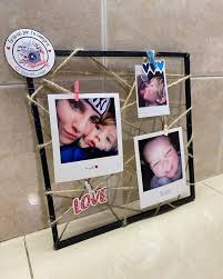 Marco chico 😍 Queda muy hermoso Ideal para decorar tus ambientes o hacer  un regalo muy especial ✨ Mide 24 x 24 cm Precios en historias destacadas Se  vuelaaan