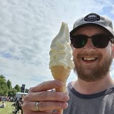 Arthur Robbins (@arthurrobbins85)