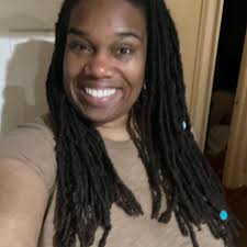 Made it to Orlando! 💗 Instead of any Disney characters this one was most  excited about Legos and the m&m store 🙈