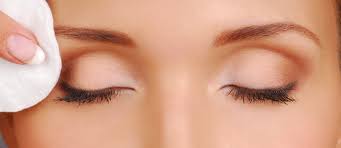 Jan 24, 2019 · rinse your eyelashes to take away any further residue, rinse your face and eye area with warm water and a mild cleanser, or simply with just warm water and gently pat your face dry. How To Remove Fake Individual Eyelashes