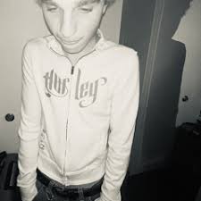 Stream friend to me (feat. spoder) by b2nny