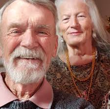 Why does my 1949 Buick Roadmaster starter keep running after releasing the  pedal?