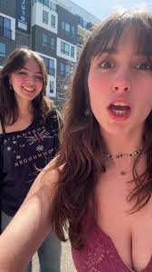 Outfit Ideas for a Coffee Date