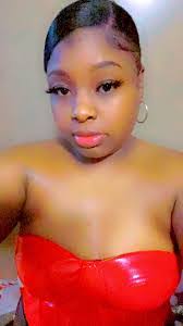 Lorraine Timmons's Instagram, Twitter & Facebook