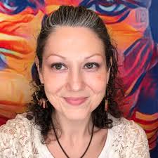 Holly Ruiz (@SheWhoSeesBeyondStars) • Facebook