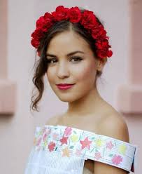 Top 21 Sustainable Latinx Influencers to Follow in 2025