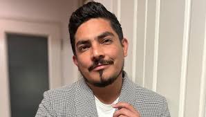 Al fondo hay sitio: así lucía el actor Erick Elera cuando formaba parte de  La Joven Sensación nndatl