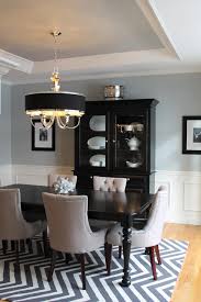 İster iyi markalar, isterse de şirketiniz için ucuz, ekonomik ve toplu alımlar olsun, aradığınız her şeyi aliexpress'te bulacağınıza eminiz. Pale Blue Dining Room Walls And Ceiling With White Wainscoting Black Accents Dining Room Blue Blue Dining Room Walls Grey Dining Room