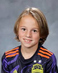 Celebrating Cashmere Middle School's December Students of the Month! 5th  Grade: Hudson Blackburn & Callen Pipkin 6th Grade: Aaron Beardslee &  Melanie Herrera 7th Grade: Owen Nelson & Akira Cenotto 8th Grade: