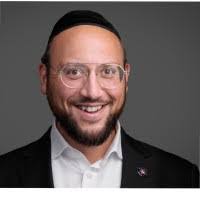 Amy Espy's Instagram, Twitter & Facebook