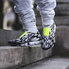 Release Reminder Acronym X Nike Vapormax Moc 2 Light Bone Black Kicksonfire Com Nike Air Vapormax Nike Air Discount Shoes Online