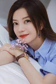 Vợ chồng huỳnh hữu long, triệu vy chưa lên tiếng sự việc. 1 Flbrwinu46mm