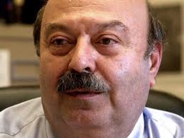 Town manager decides to resign