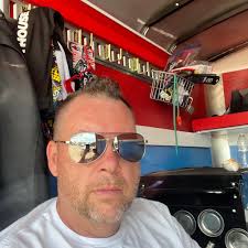 What are good suggestions for a front license plate without drilling