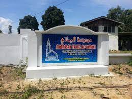 Asnah saat itu baru berumur 16 tahun. Madrasah Tahfiz Al Yamani Cawangan Sungai Bayor Selama Perakpengambilan Pelajar Baru Utk Madrasah Tahfiz Al Yamani Cawangan Sungai Bayorterbuka Utk Pelajar Lelaki Berumur 12 Hingga 17 Tahunpemgajian Bermula Pada 1 Ogos 2016terhad