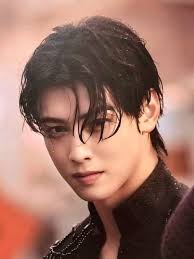 Starting today, I need to forget what's gone. Appreciate what still remains  and look forward to what's coming next.🇰🇷❤️