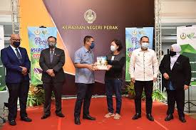 Bermula pada 7 januari 2004. Perak Launches Covid 19 Special Farming Project To Help 318 Farmers 19 November 2020