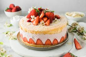 Jetzt ausprobieren mit ♥ chefkoch.de ♥. Einfache Fruchtige Erdbeer Kase Sahne Torte