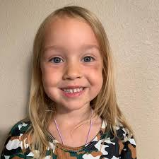 Sydney Elizabeth Kucera and Luke Carter Thalacker's Wedding Website