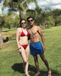 Cada día siento que lo nuestro no tendrá final, cada día siento que me  vuelvo a enamorar ~ 😍 Te amoo!! Y feliz día de los enamorados ❤️