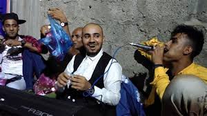 لم يكن من المتخيل وجود الفنان بوراك في دور مثل هذا الدور، فقد ظهر كثيرا في الأدوار الرومانسية وأبدع بها، ورغم ظهوره في المسلسل التاريخي ( سليمان القانوني) لكنه أبدع أكثر في الأدوار الرومانسية الدرامية، كما أن دوره لم يكن دور بطولة بها، فماذا إن أصبح هو بطل. Ø¬Ø¯ÙŠØ¯ Ø£Ù„ÙÙ†Ø£Ù† Ù…Ø­Ù…Ø¯ Ø£Ø¨ÙˆØ­Ø¬Ø£Ø¬2021 Ø´Ø§Ù‡Ø¯ Ø­Ù„ÙˆØ© Ù…Ø§ Ø´ÙØª Ø¬Ø¯ÙŠØ¯ Ø§Ù„ÙÙ†Ø§Ù† Ù…Ø­Ù…Ø¯ Ø§Ù„ÙØ§Ø±Ø³ Ø¬Ø¯ÙŠØ¯ Ø§Ù„ÙÙ†Ø§Ù† Ø¹ÙˆØ¶ ÙˆØ¯ÙƒØ§Ø¯ÙˆØ³ Ø¹Ø²Ø¨ØªÙ†ÙŠ Ø¹Ø²Ø§Ø¨ Ø¹ÙŠÙˆÙ†Ùƒ ÙƒÙ„Ù…Ø§Øª Ù…Ø­Ù…Ø¯ Ø¹ÙˆØ¶ Ø§Ù„ÙƒØ¨Ø§Ø´ÙŠ Hombredesombrero