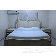 غرفة نوم أمريكية من أشلي الرقيب الدمام