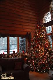 Log cabin christmas christmas door country christmas christmas lights christmas time we design & build log homes, timber frame log homes & custom log homes in every style from fit rustic home decorating design ideas | log home ideas. 34 Christmas Decorated Log Homes Ideas Log Home Living Log Homes Christmas Decorations