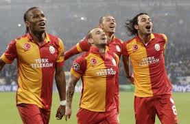 Tarih 17 mayıs 2000'i gösterdiğinde galatasaray uefa kupası'nı kazandı! In Der Uefa Clubrangliste Belegen Sie Einen Abgeschlagenen 62 Platz Und Auch Sonst Hatte Niemand Damit Gerechnet Dass Sie In Das Champions League Viertelfinale Vorstossen Der Spanische Verein Fc Malaga Superstars Sucht Man Bei Diesem