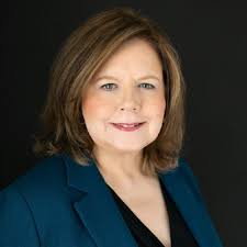 Chelsy Castro, JD, MA, AM, LCSW