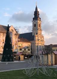Echipa radio zu va fi prezentă între 15 şi 21 decembrie la târg cu evenimentul oraşul faptelor bune. De Toate Pentru ToÈ›i La Targul De CrÄƒciun Oradea 2018 Program Oradeapress