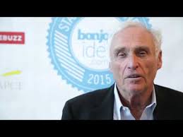 A partir de 1986, jean marc sylvestre se dirige vers le monde de la télévision et de la radio, où éditorialiste sur france inter de 1986 à 2008, il assure une chronique économique. Tout N Est Pas Foutu Jean Marc Sylvestre Babelio