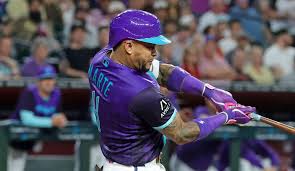 Padres vs Diamondbacks Prediction, Picks & Odds for Tonight's MLB Game