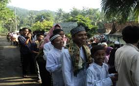 Khutbah ini ada 3, 2 khutbah berbahasa indonesia dan 1 khutbah berbahasa jawa. Khutbah Idul Adha 2021 Nu Bahasa Jawa 2021