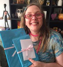 Hey my fellow artists, does anyone know a good place to sell your work? I  don't seem to be having any luck here