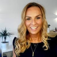 Janet Lueck's Instagram, Twitter & Facebook