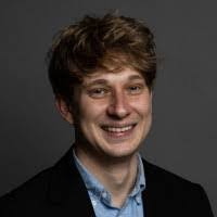 Rose Lipke's Instagram, Twitter & Facebook