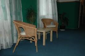 Mrázek, který se později stal přední figurou českého podsvětí s kontakty na policii i na nejvyšší politická místa, byl zavražděn v roce 2006. Hotel Mrazek Hotel In Pardubice Czech Republic J2ski