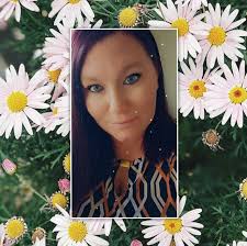 Impressions Hello, my name is Unisa Kamara. I'm part of the team at Global  Speakers Platform (www.globalspeakersplatform.com) and Kamara Youths  (www.kamarayouths.com). Please, tell me about yourself? Do U see how I took