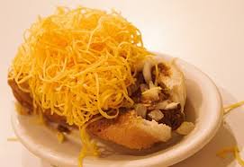 There are well over 200 joints, called chili parlors, serving the stuff. Cincinnati Chili Wikiwand