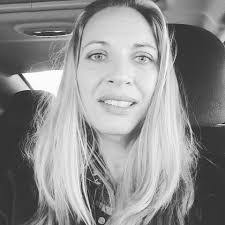 Joanne Courtemanche's Instagram, Twitter & Facebook