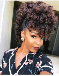 Bomb Twist Out On Natural Hair Naturalhairstyles Naturalhaircommunity Naturalhaircare Blackhair Natural Hair Woman Curly Hair Styles Natural Hair Twist Out